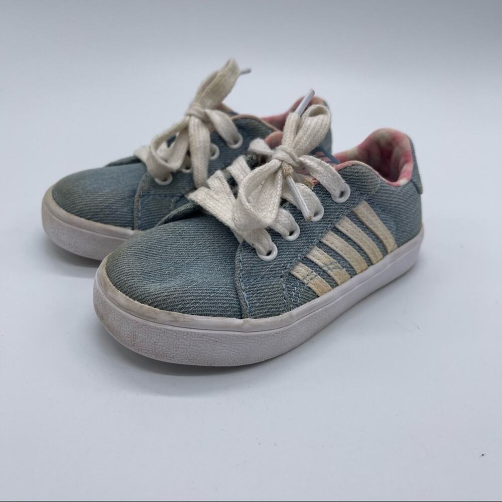 KSwiss, Denim Kids Shoes. Size Infant 7! In good used condition!